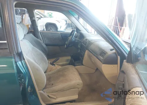 1998 Subaru Forester L из США, поврежденный, VIN JF1SF6353WG769826